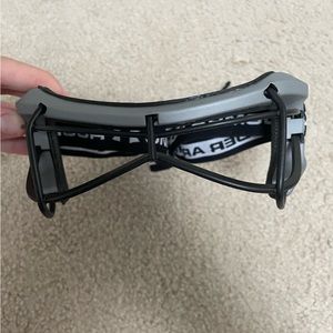NWT Under Armour lacrosse/field hockey goggles